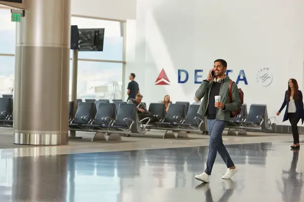 US airlines scramble to restore schedules after ending of longest US government shutdown 