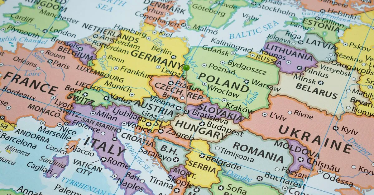 Former British Army officer warns of future possibility of civil war in Europe 