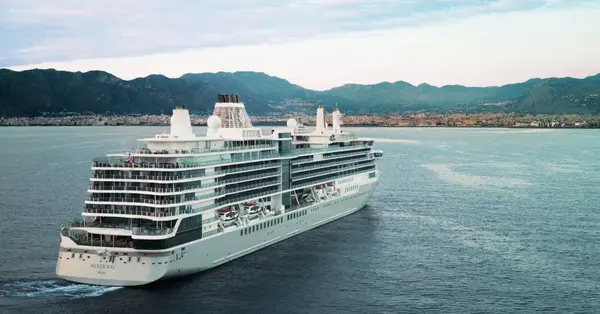 Silversea leads wave offer with 40% discounts