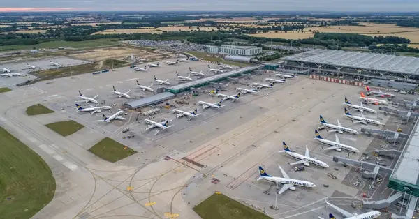 Strikes by workers at Stansted suspended