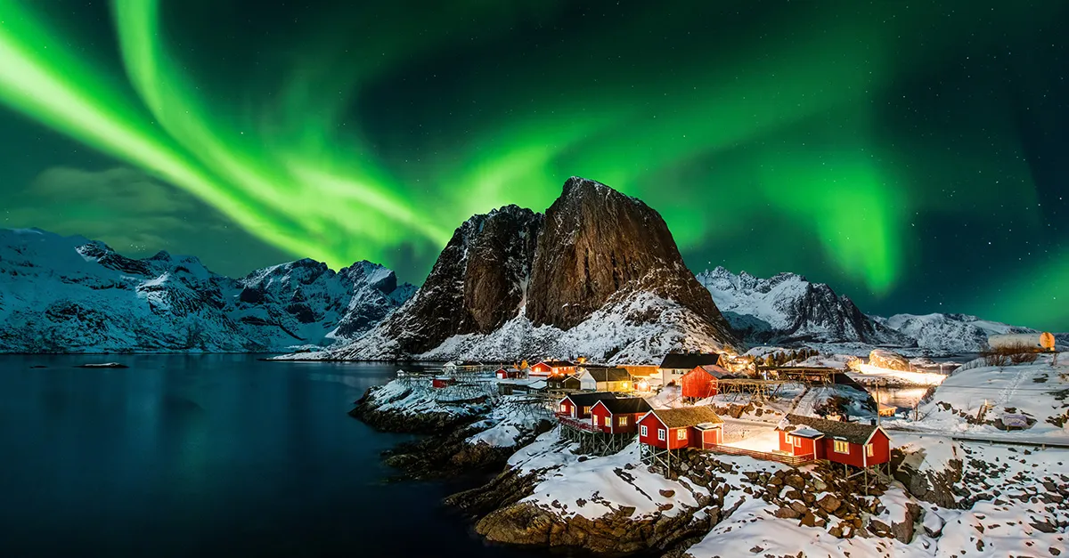 reine lofoten northern lights webready