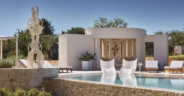 CV Villas develops unbranded website for agent partners