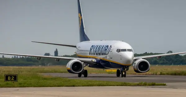 Ryanair nudges January carryings up by 2%