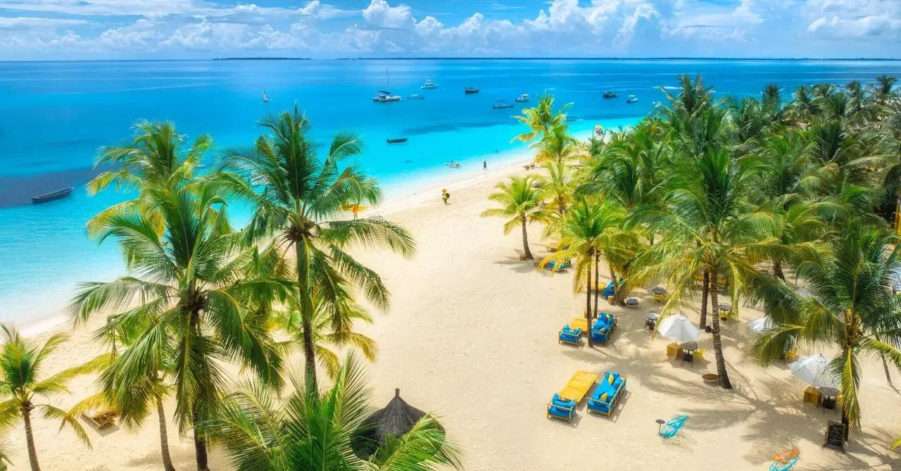 Beach Zanzibar Tanzania Eid Al Fitr Holiday Feature