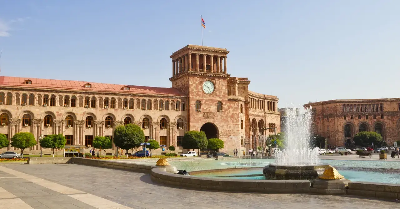 Republic Square Yerevan Armenia Eid Al Fitr Holiday Feature