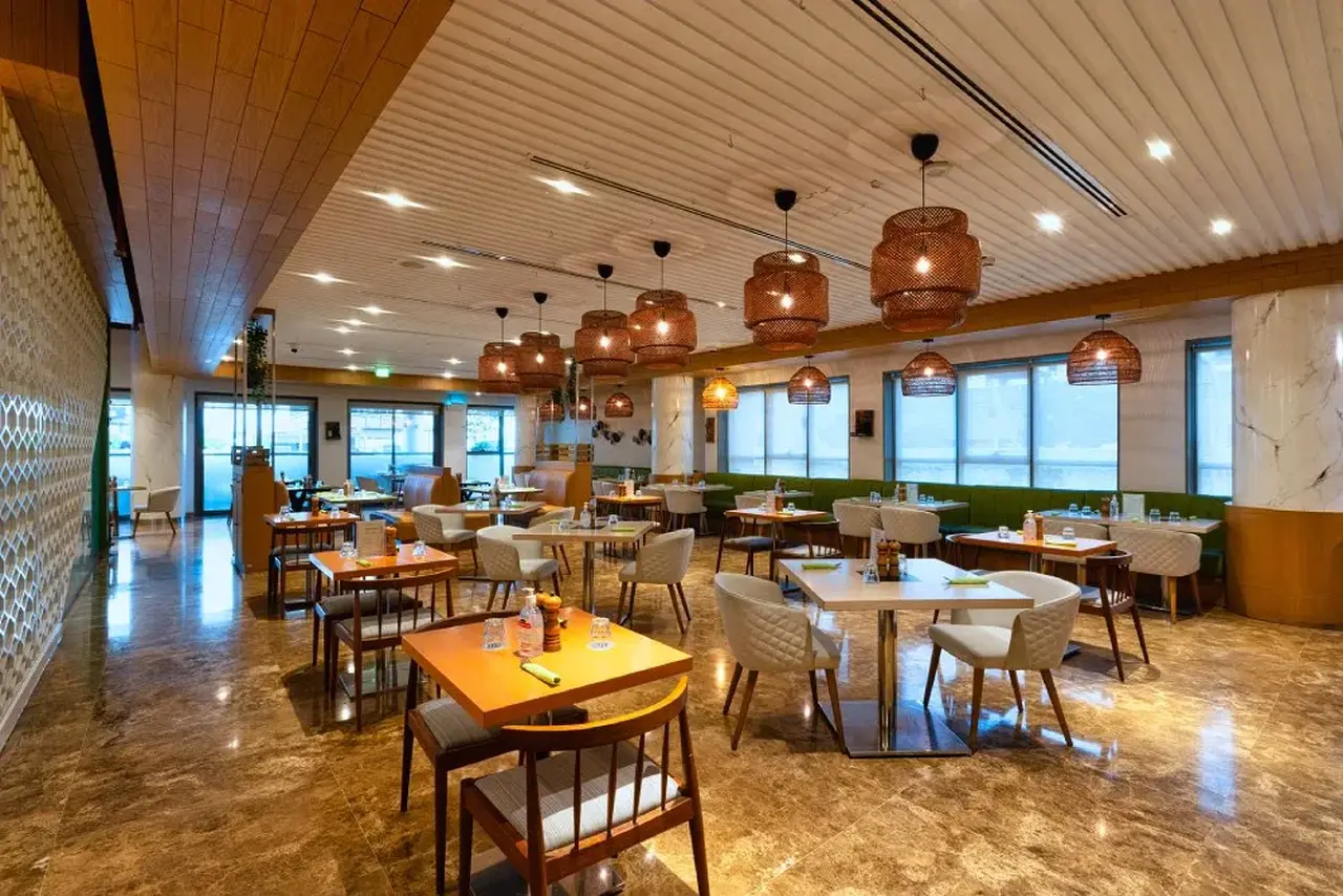 First Look: The First Collection Marina, Dubai, a Tribute Portfolio Hotel