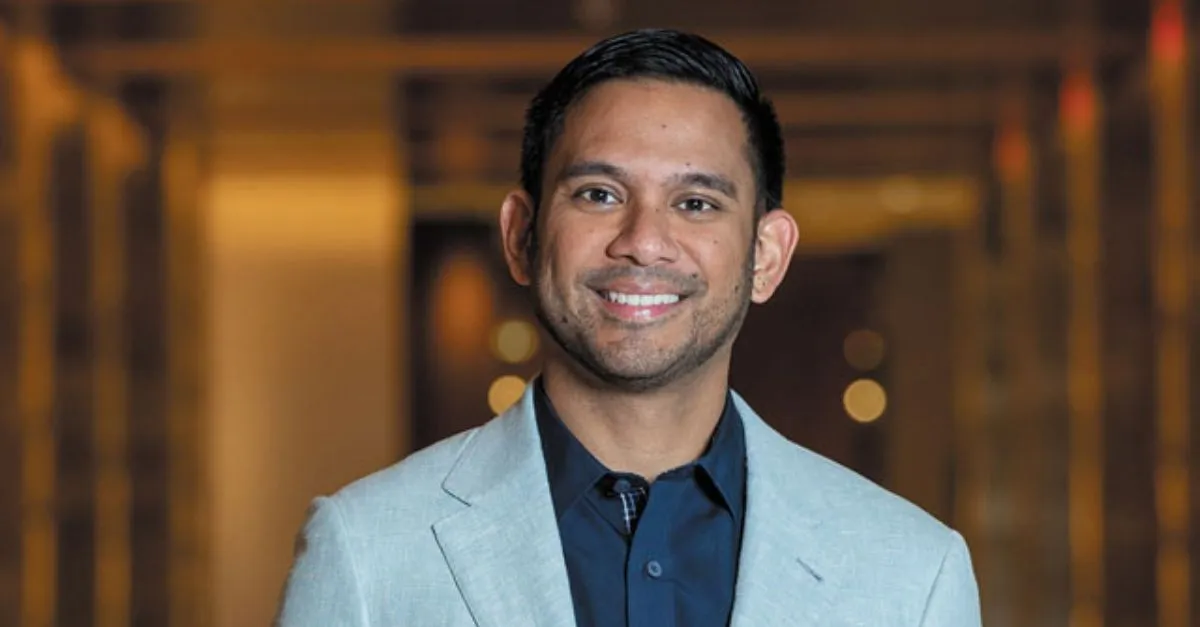 Wesley DSilva. Regent Seven Seas Cruises