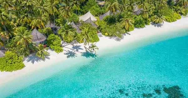 Maldives, Thailand ease visa rules for stranded tourists amid Gulf tensions