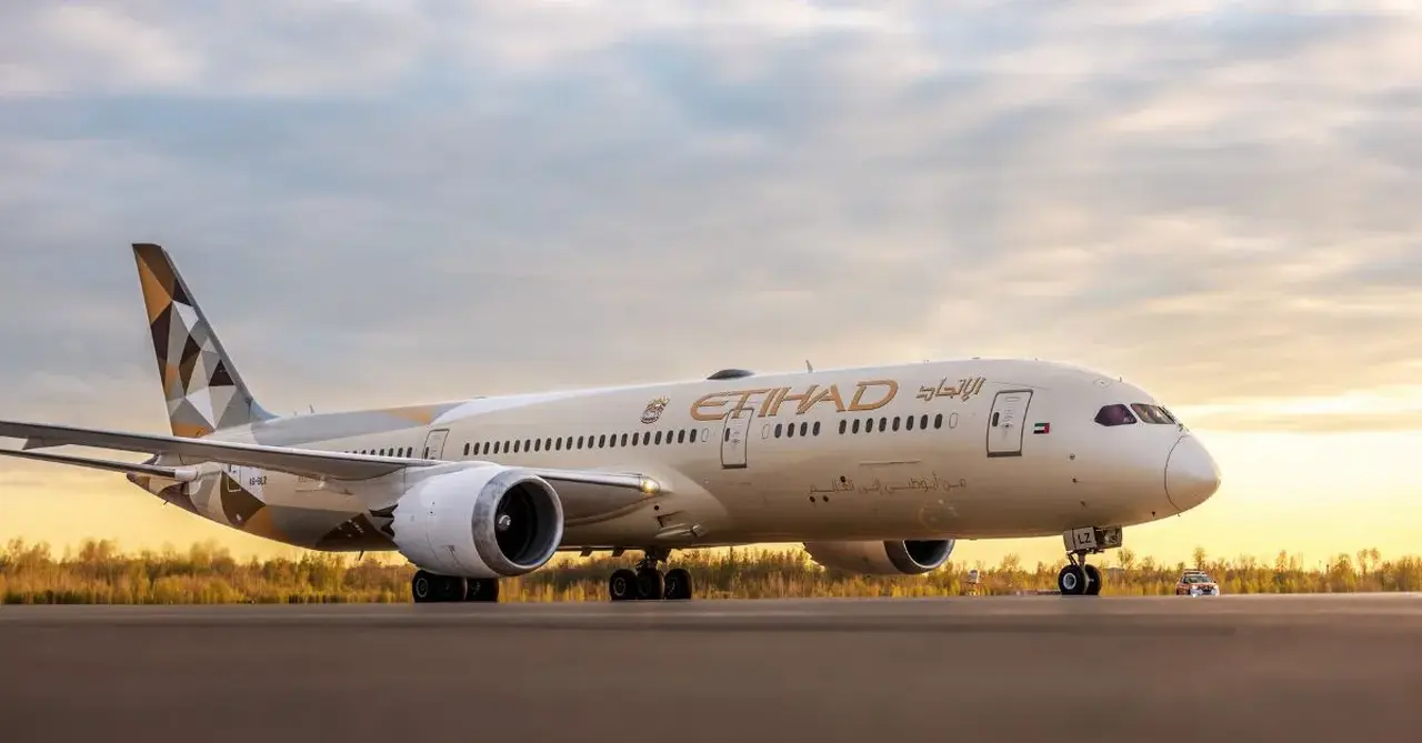 Etihad Airways gcc air travel recovery shutterstock 2475