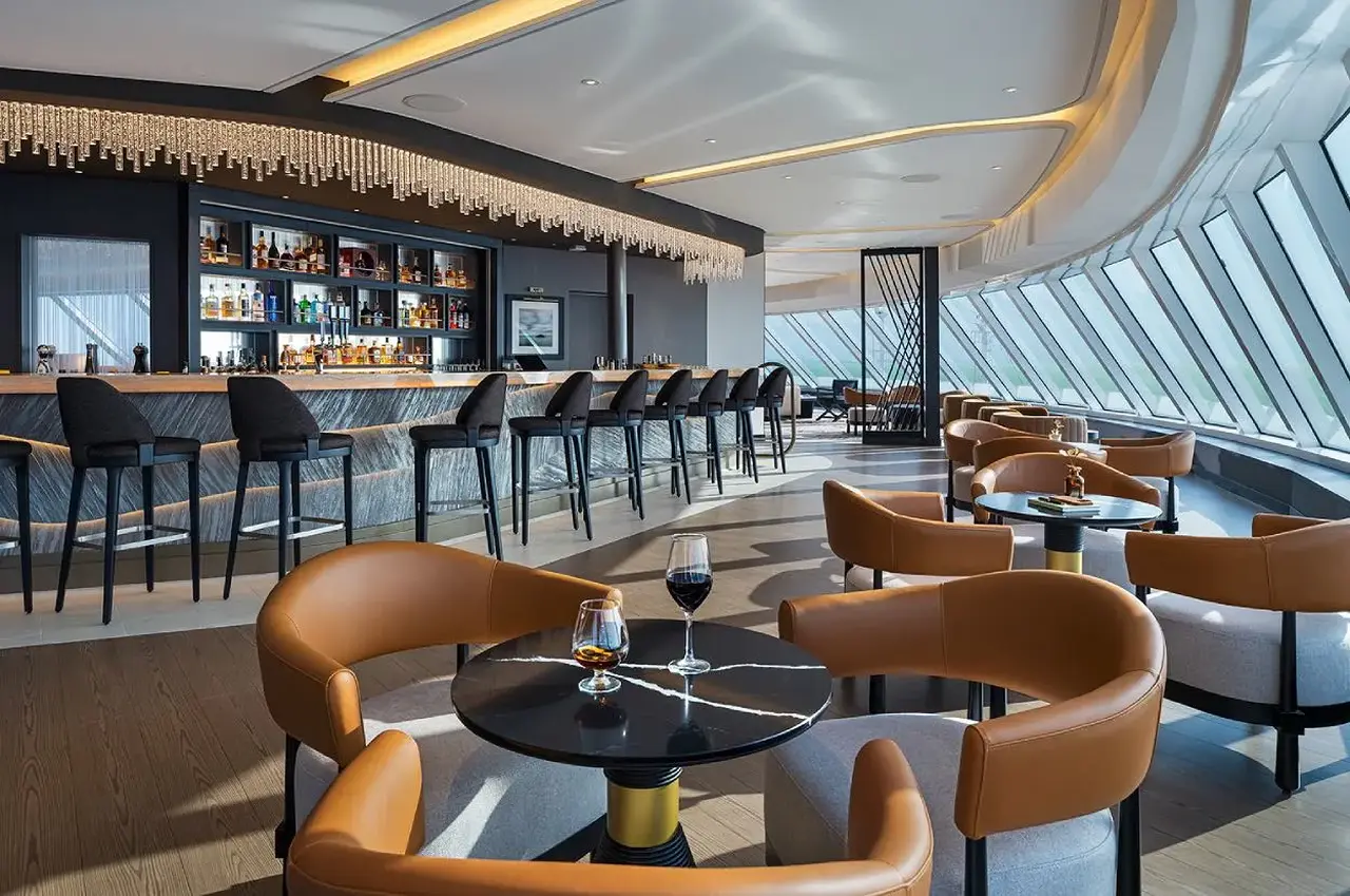 First Look: NCL’s Norwegian Luna