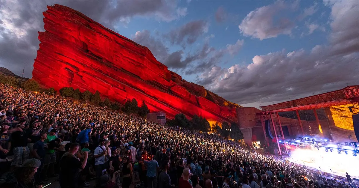 Combine urban cool and natural wonders in this US city