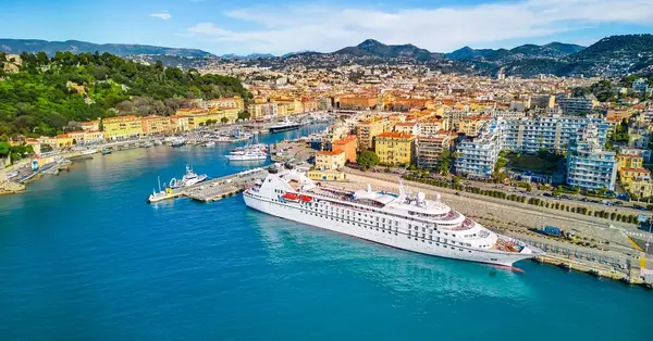 Windstar Cruises offers agents chance to win O2 tickets and complimentary voyage