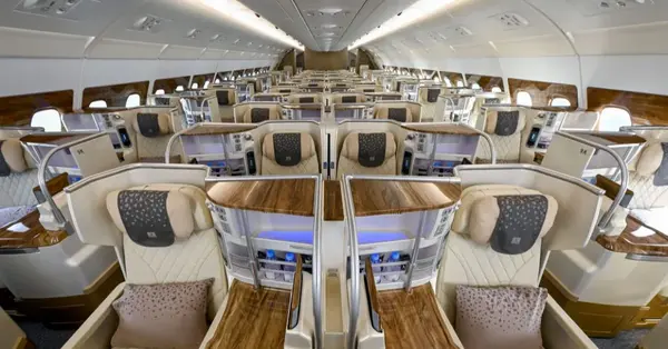 تقوم طيران الإمارات بتحديث طائرات A380