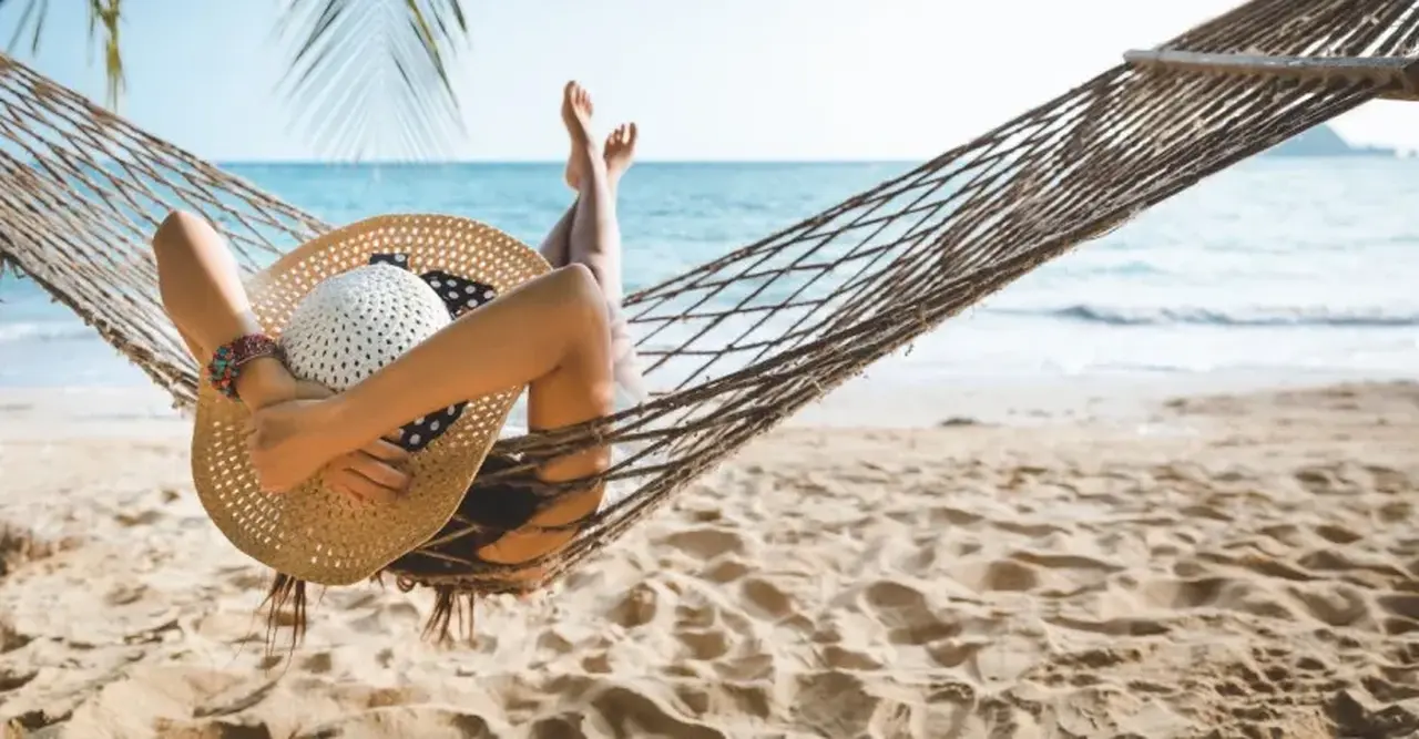 Travel agencies hail strong week of trading as late demand intensifies