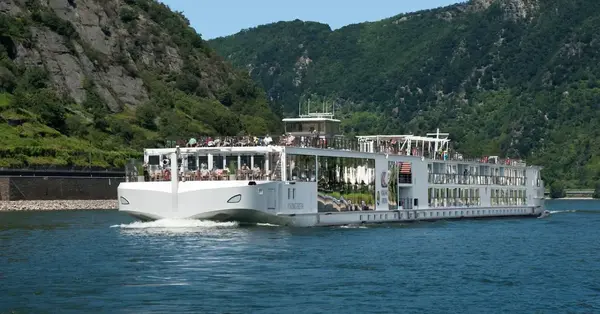 Viking takes delivery of two more Europe river ships
