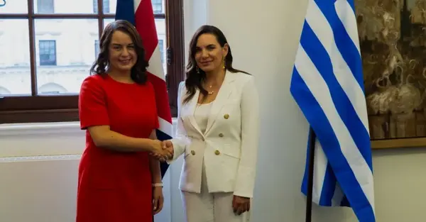UK signs tourism deal with Greece in landmark agreement