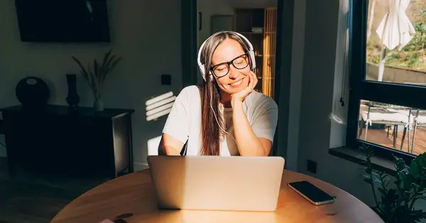 Does a homeworking agency's size matter?