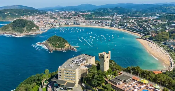 EasyJet holidays expands city break range in Spain and Netherlands
