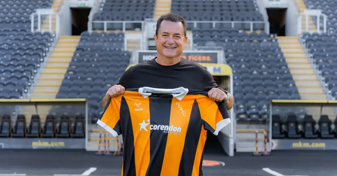 Airline confirms front-of-shirt sponsorship of newly-promoted Hull City