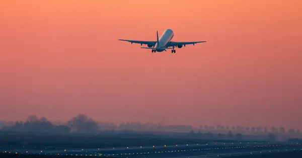 Domestic holidays wilt as heatwave sends more Britons abroad