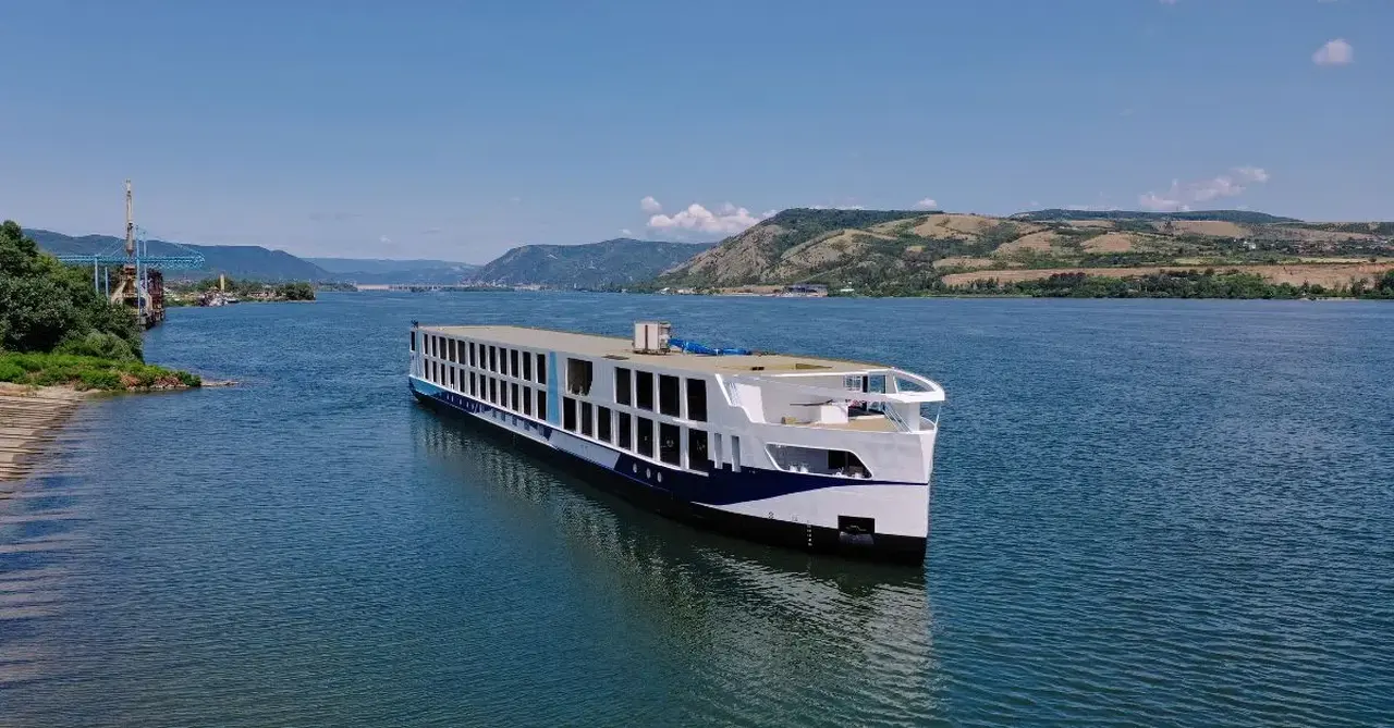Tui River Cruises reveals first look at Douro ship ahead of 2027 debut