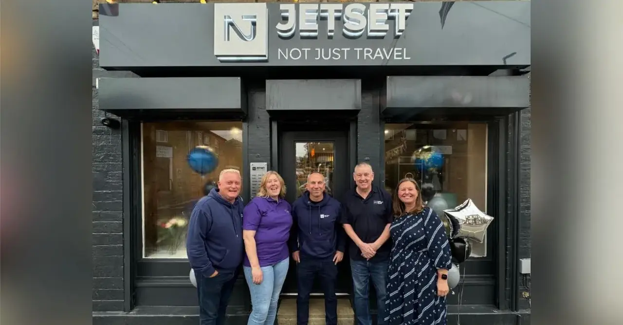 travelweekly.co.uk - Phil Davies - Not Just Travel targets retail options for homeworkers