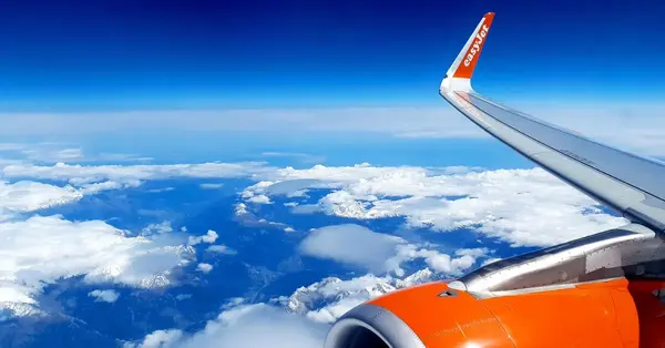 Union pledges to &lsquo;vigorously&rsquo; defend jobs during &pound;5.7bn easyJet takeover