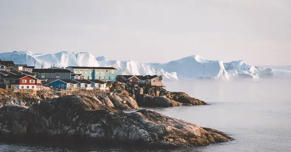 Discover Greenland&rsquo;s Arctic wilderness with HX Expeditions