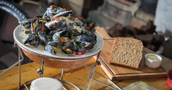 Where to eat, drink and say Sl&aacute;inte in Ireland