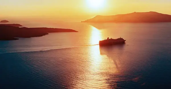 Cruise Plus launches &lsquo;mini peaks&rsquo; campaign offering agents chance to win Cunard voyage