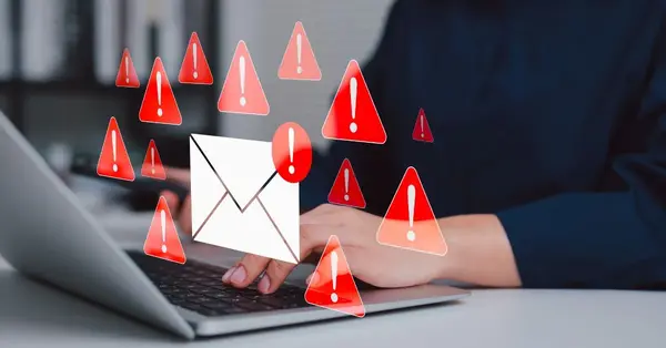 Agent warns trade of &lsquo;worrying&rsquo; scam emails sent to Cunard customers