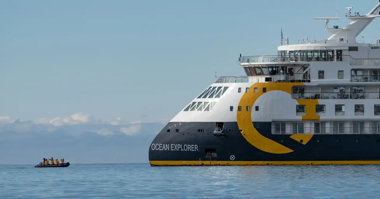 Agent fam planned as Quark Expeditions ship makes first UK visit