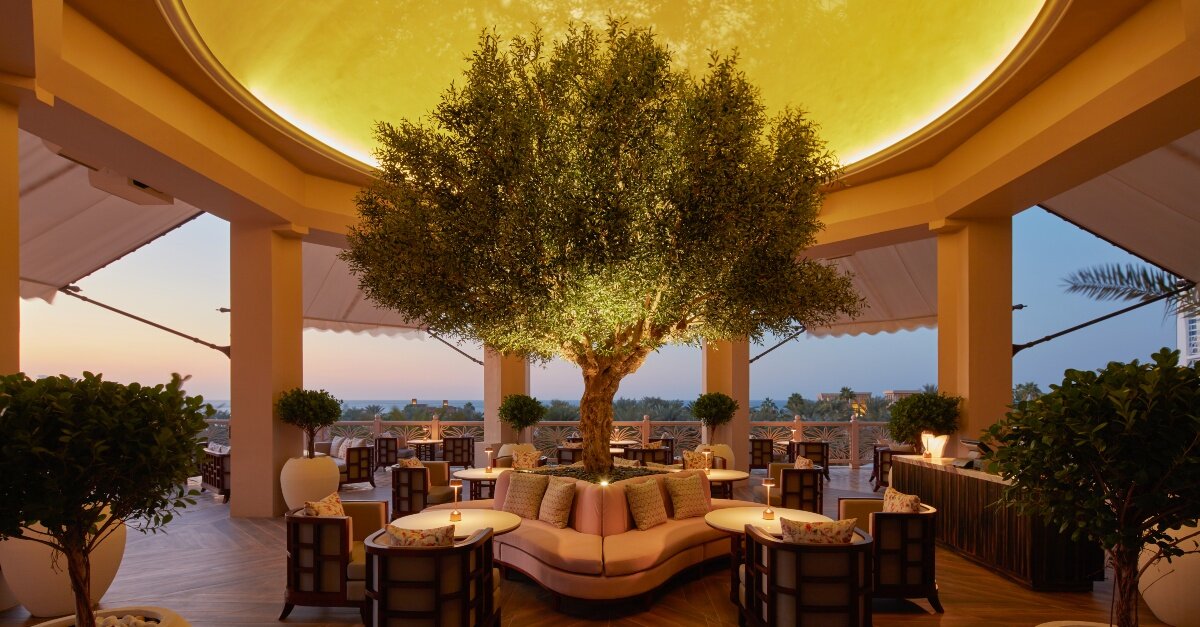 Parisian-inspired jazz lounge opens at Jumeirah's Al Qasr