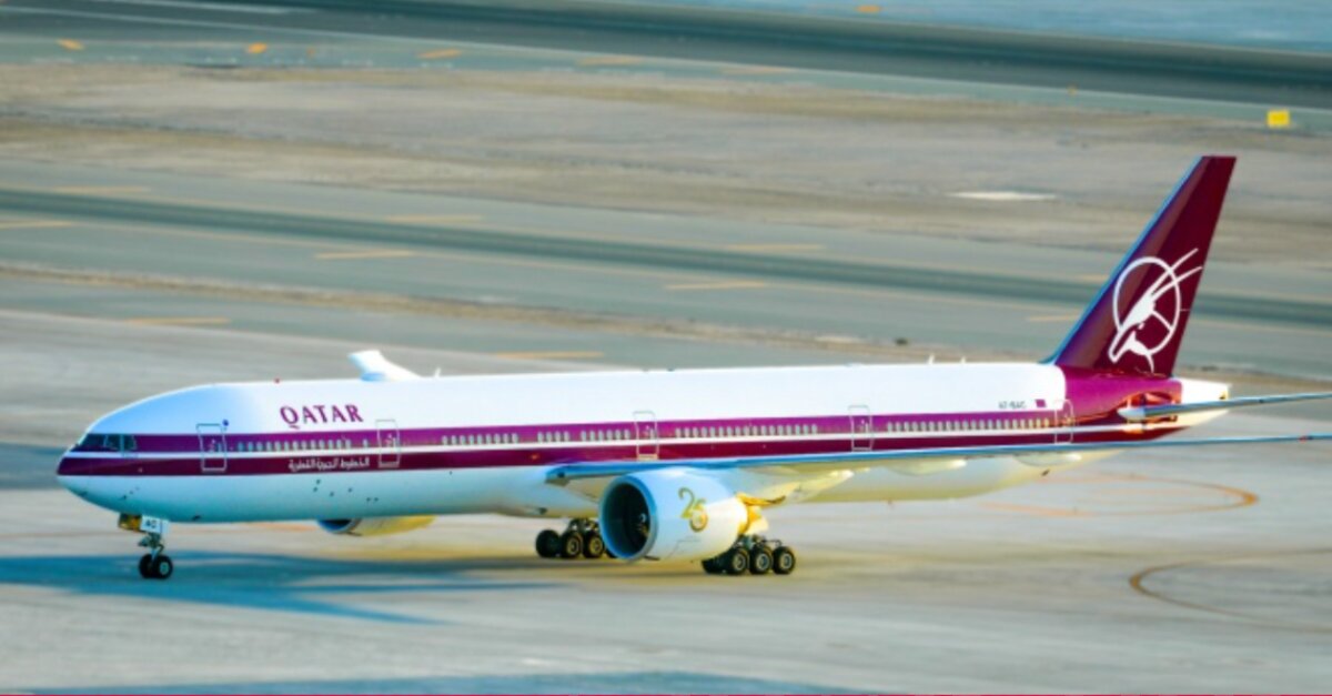 Qatar Airways marks 25th anniversary with retro livery