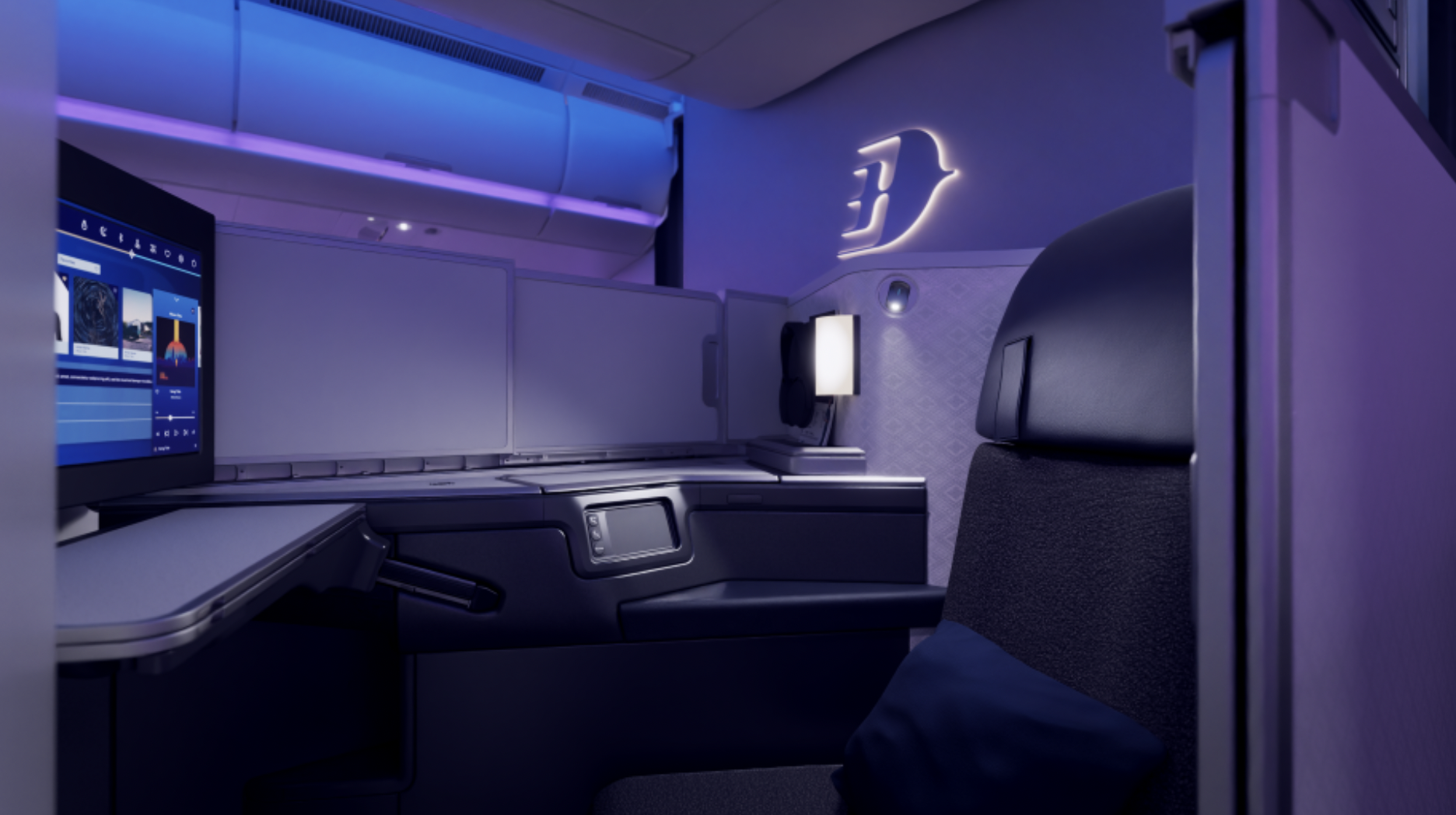 Malaysia Airlines signs partnership with Manchester United football club and reveals new seats