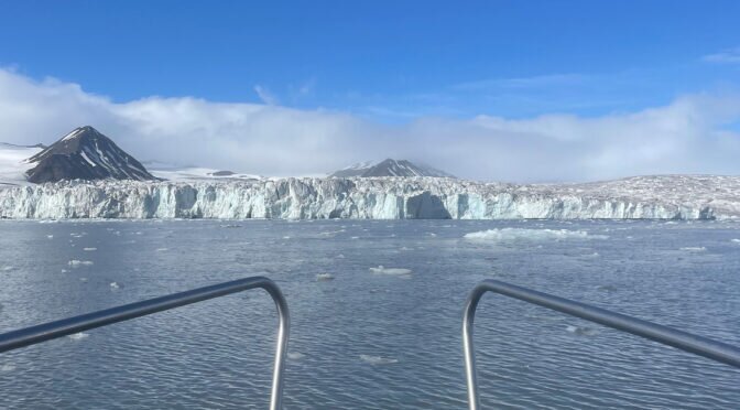 Hurtigruten retrieves 4,500 bottles of wine from the Arctic