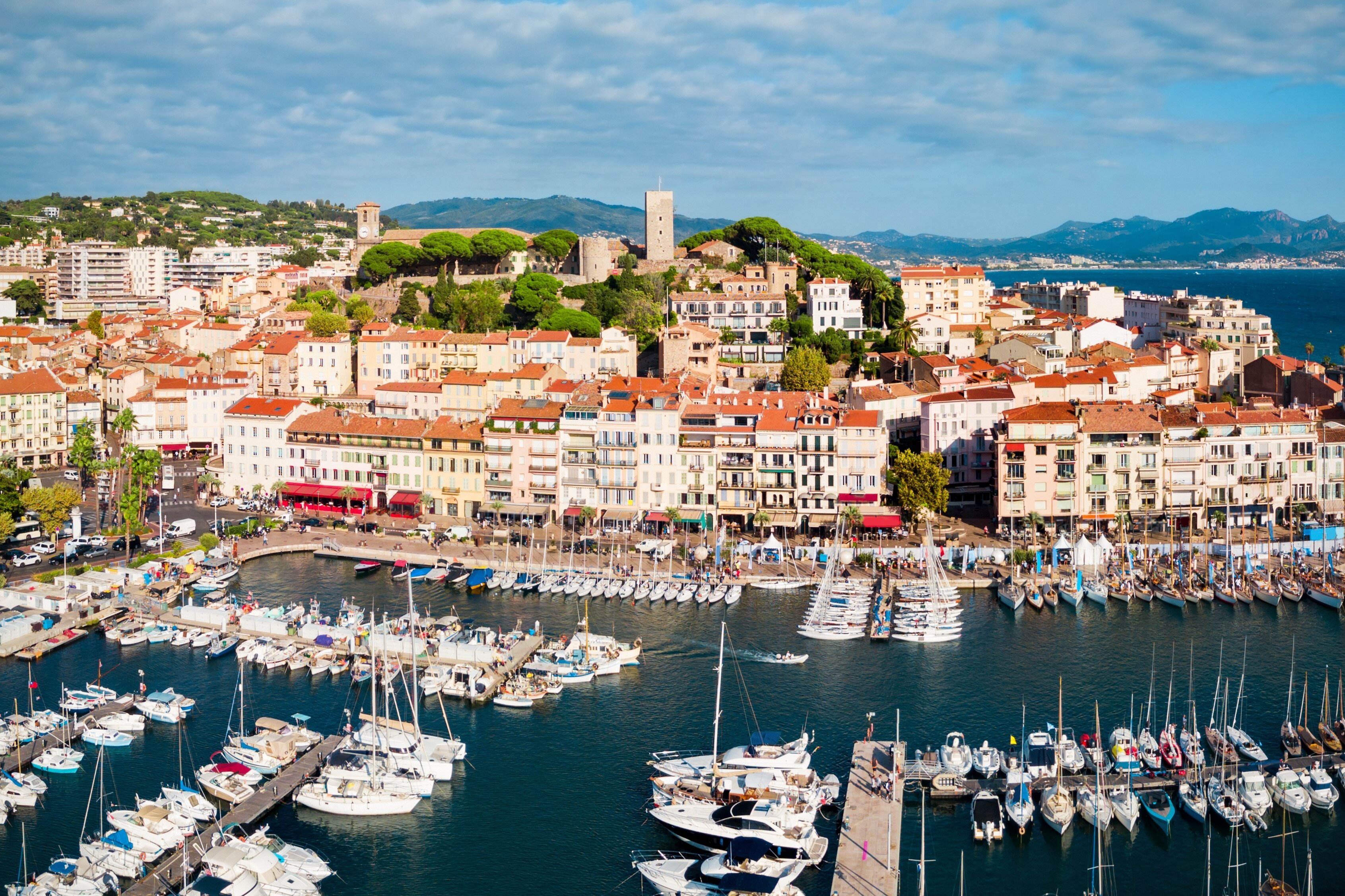 COMPETITION Win a fam trip to Disneyland¬Æ Paris and Cannes