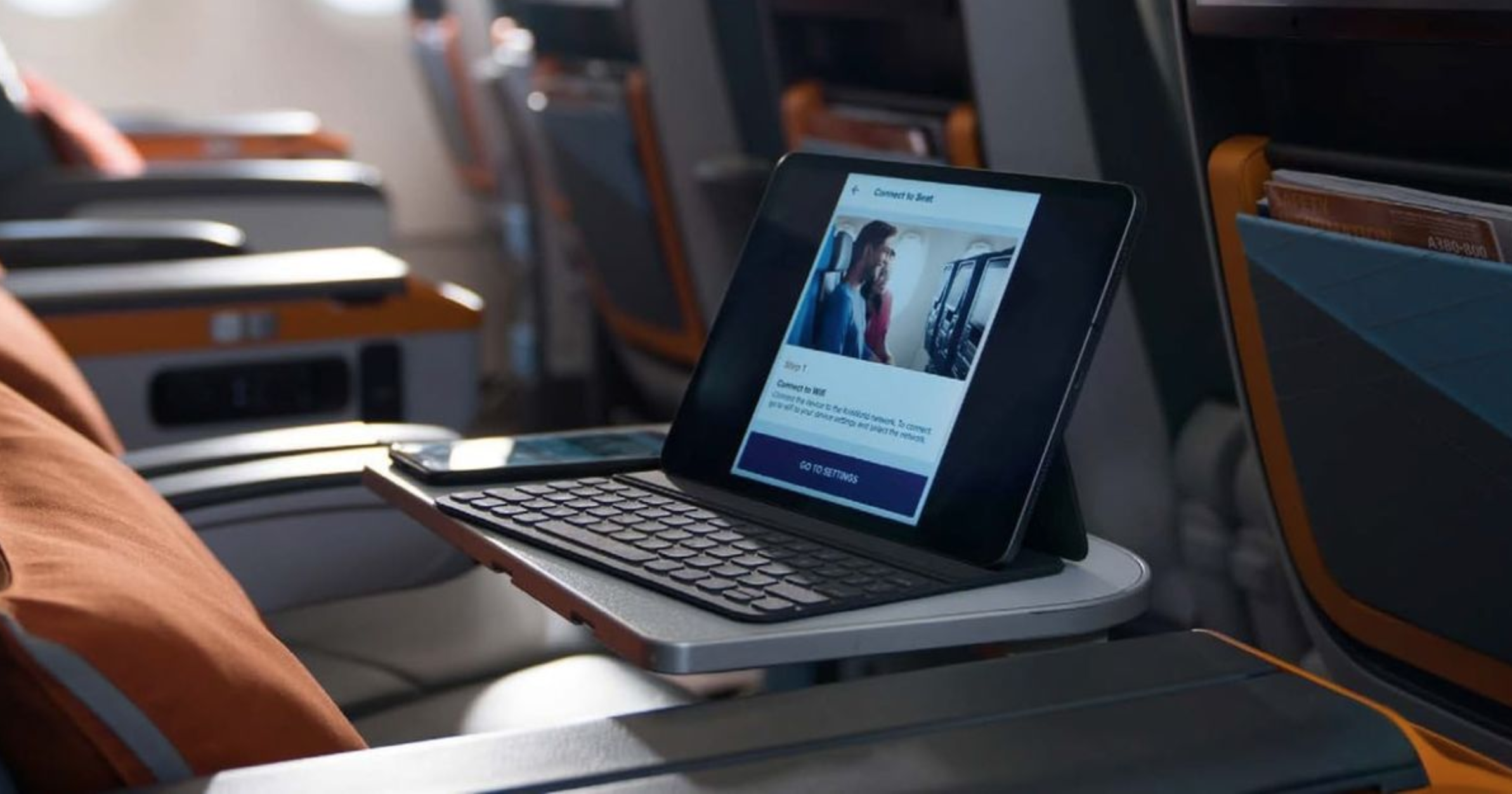  Singapore Airlines introduces unlimited WiFi for premium class passengers